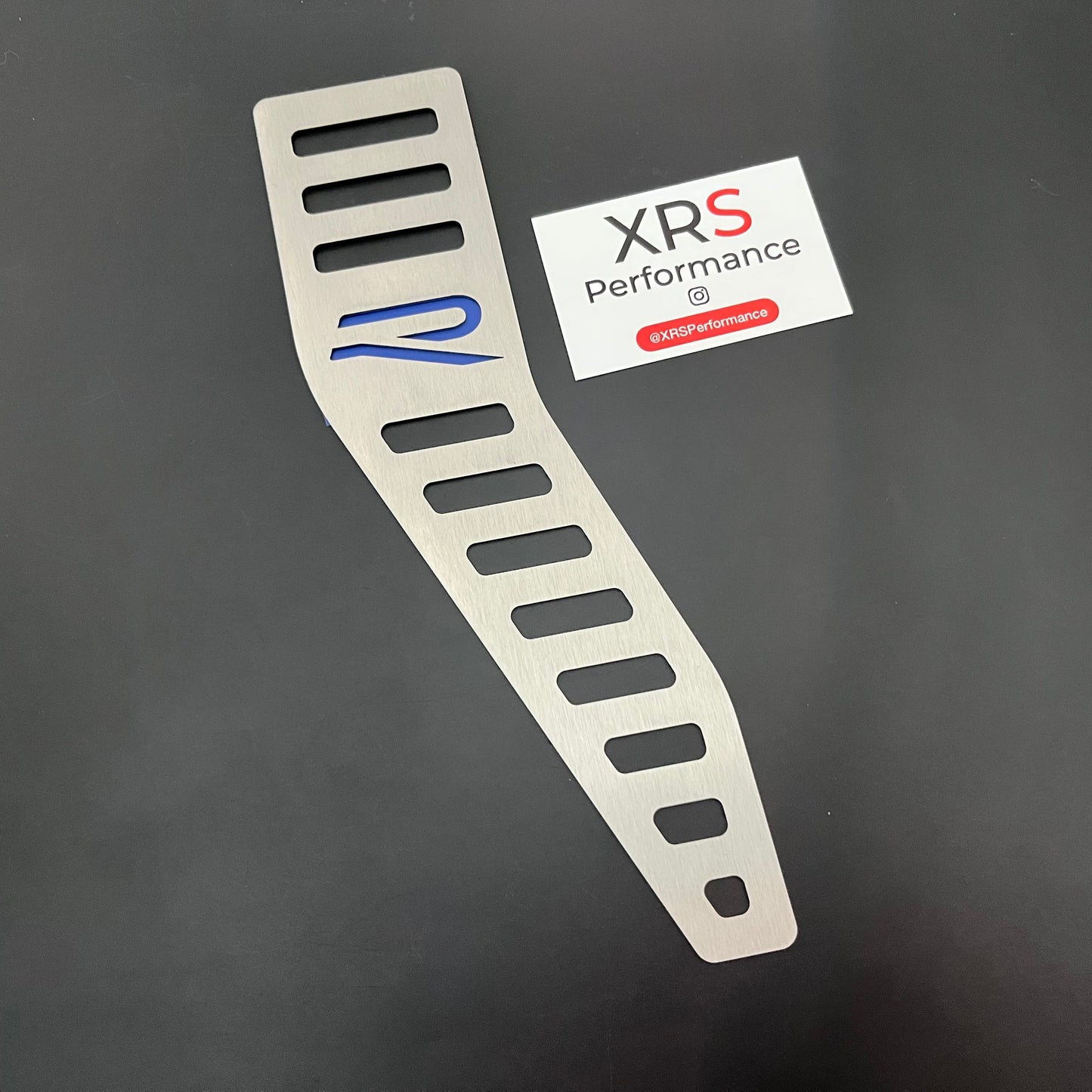 VW GOLF MK8 R-LINE STAINLESS STEEL FOOTREST - MANUAL