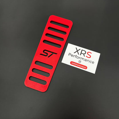 FORD FIESTA MK8 MK8.5 ST FOOTREST - RED EDITION
